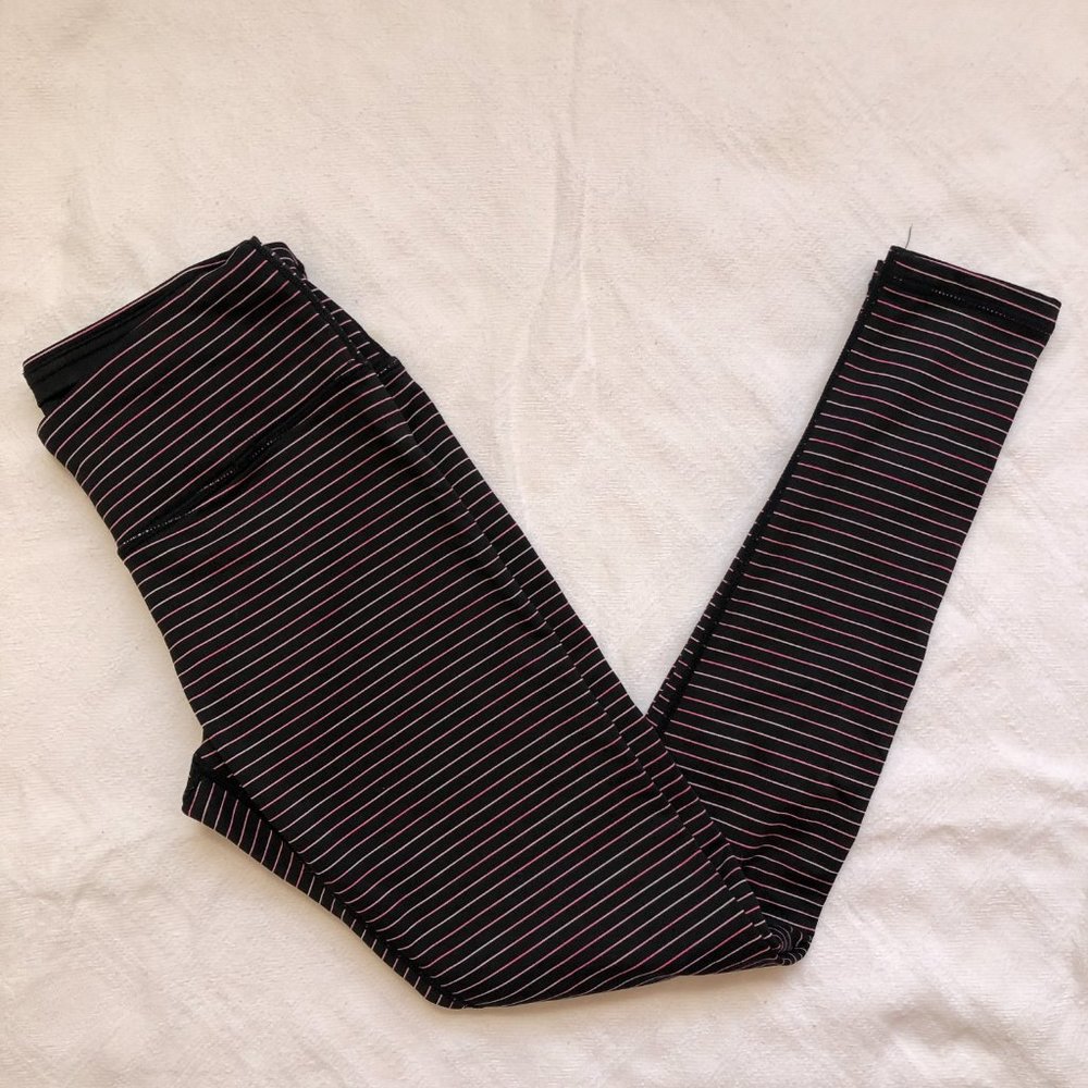 90 Degrees by Reflex Purple-Black Striped Leggings Small